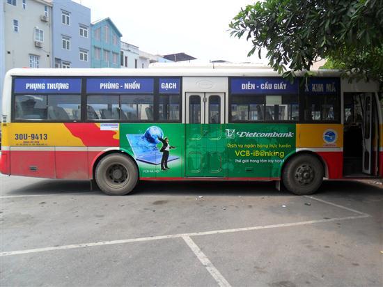 Quảng cáo trên xe bus